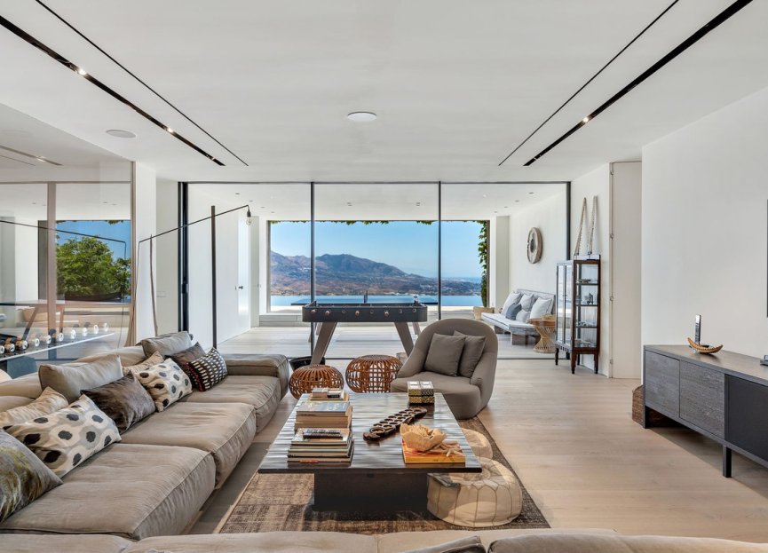 Resale - House - Detached Villa - Marbella - La Mairena