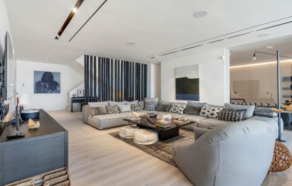 Resale - House - Detached Villa - Marbella - La Mairena