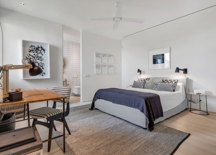 Resale - House - Detached Villa - Marbella - La Mairena