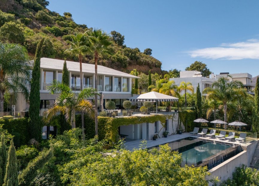 Resale - House - Detached Villa - Marbella - La Mairena