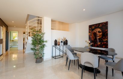 Resale - Apartment - Penthouse - Marbella - Nueva Andalucia