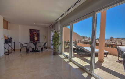 Resale - Apartment - Penthouse - Marbella - Nueva Andalucia