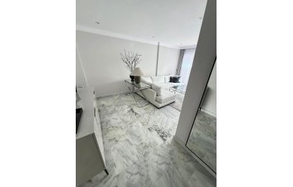 Reventa - Apartment - Middle Floor Apartment - Benahavís - Benahavís Centro