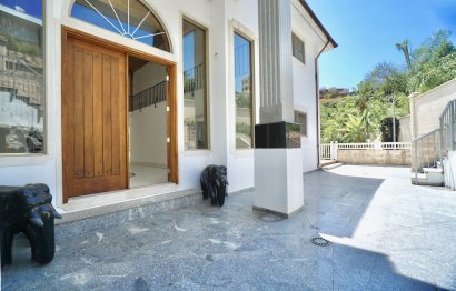 Reventa - House - Detached Villa - Benahavís - Benahavís Centro