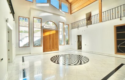 Reventa - House - Detached Villa - Benahavís - Benahavís Centro