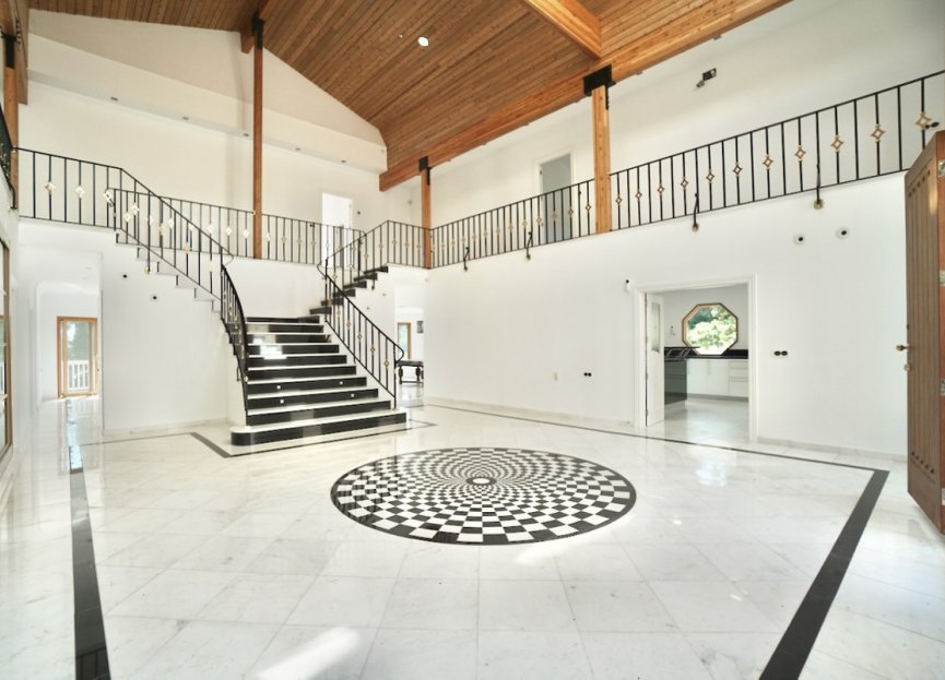 Reventa - House - Detached Villa - Benahavís - Benahavís Centro