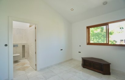 Reventa - House - Detached Villa - Benahavís - Benahavís Centro