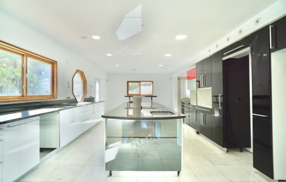 Reventa - House - Detached Villa - Benahavís - Benahavís Centro