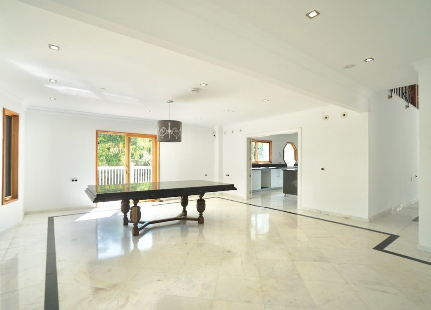 Reventa - House - Detached Villa - Benahavís - Benahavís Centro