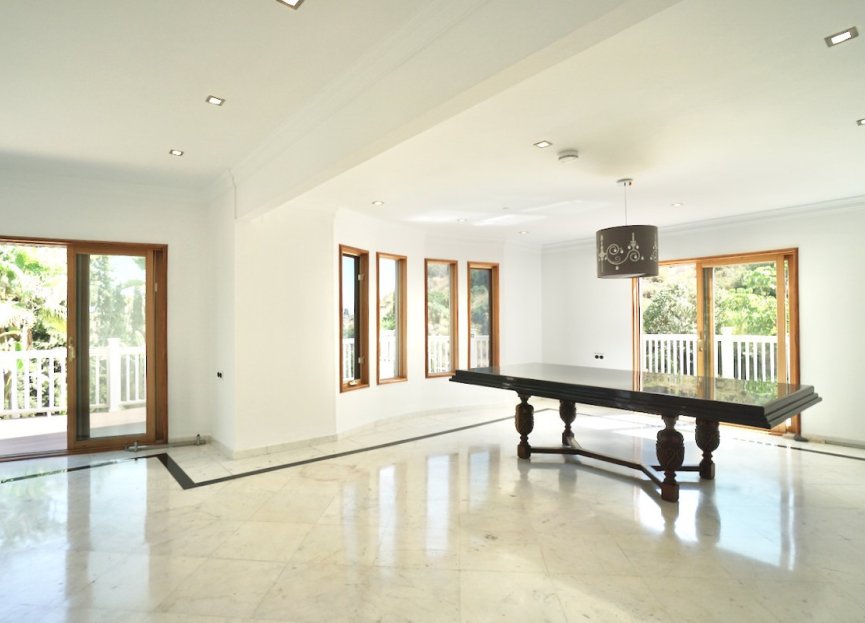 Reventa - House - Detached Villa - Benahavís - Benahavís Centro