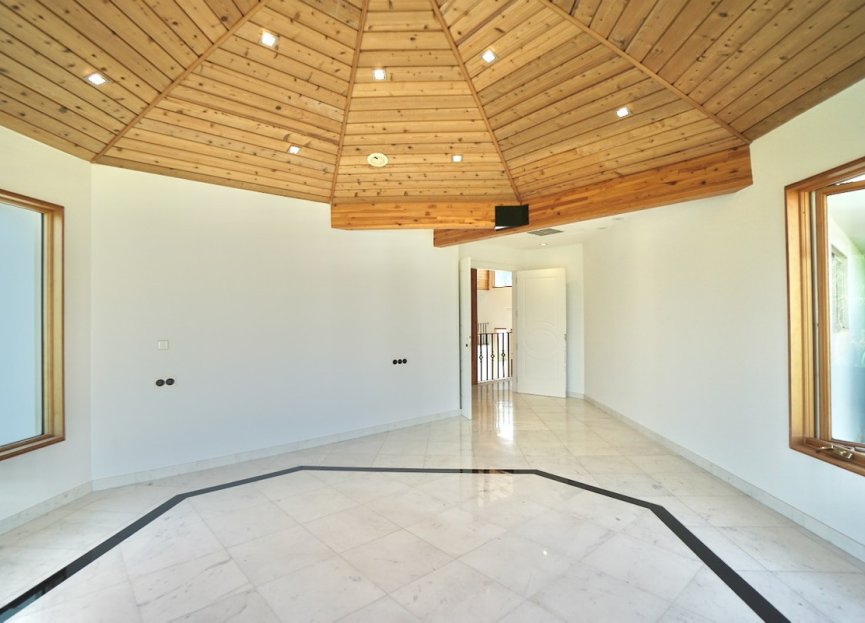 Reventa - House - Detached Villa - Benahavís - Benahavís Centro