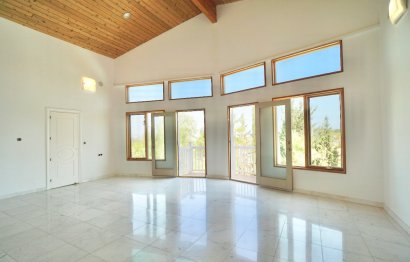 Reventa - House - Detached Villa - Benahavís - Benahavís Centro