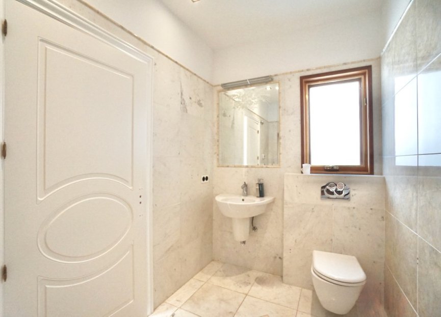 Reventa - House - Detached Villa - Benahavís - Benahavís Centro