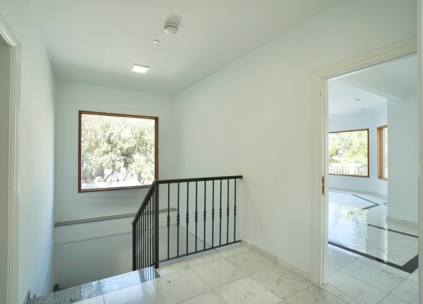 Reventa - House - Detached Villa - Benahavís - Benahavís Centro