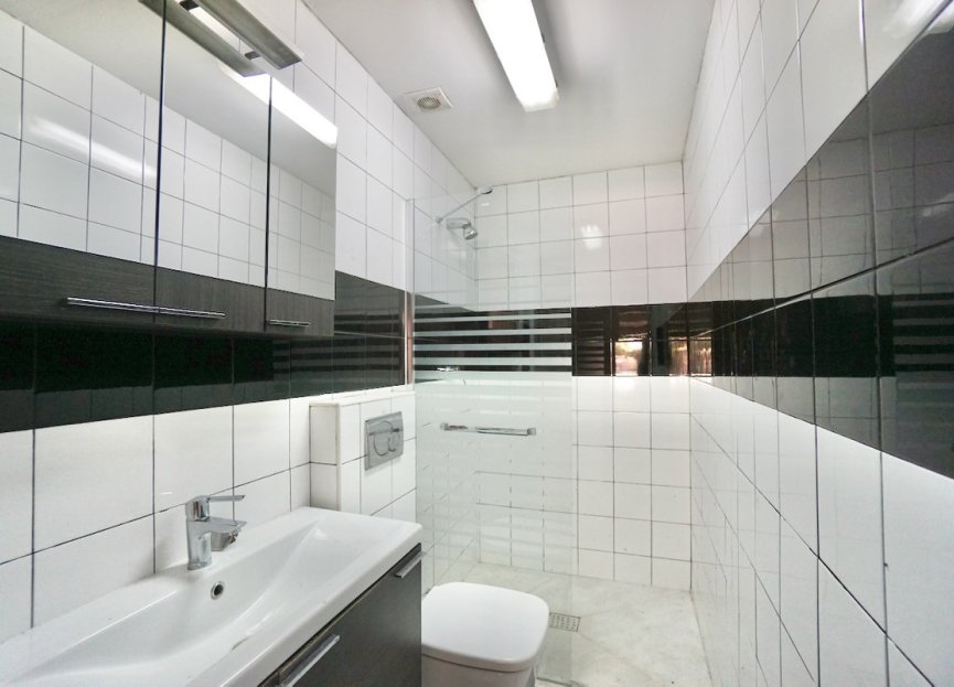 Reventa - House - Detached Villa - Benahavís - Benahavís Centro