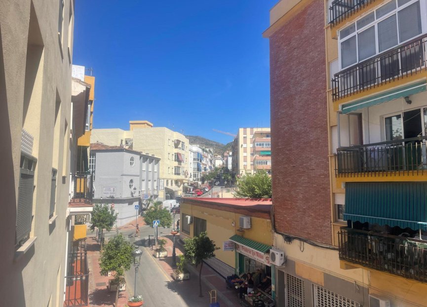 Resale - Apartment - Middle Floor Apartment - Benalmádena - Arroyo de la Miel