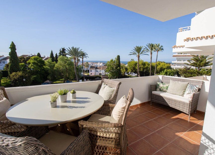 Resale - Apartment - Middle Floor Apartment - Marbella - Nueva Andalucia