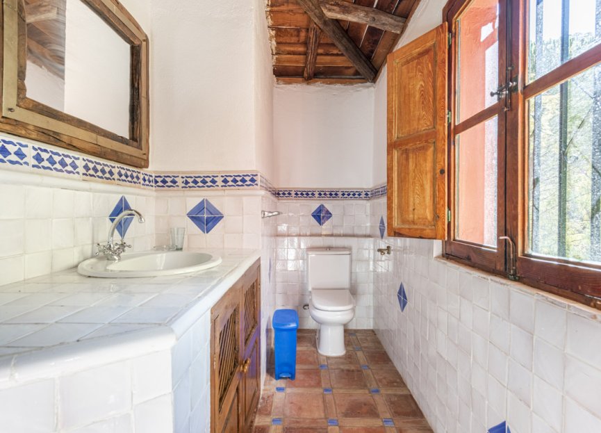 Resale - House - Detached Villa - Benahavís - Benahavís Centro