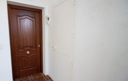 Resale - Apartment - Middle Floor Apartment - Marbella - Nueva Andalucia