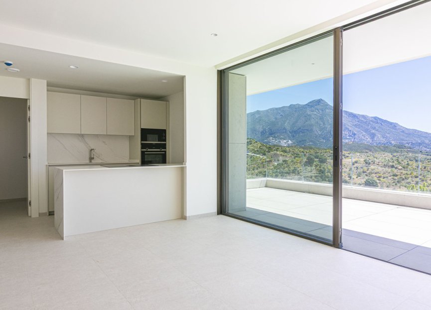 Resale - Apartment - Middle Floor Apartment - Benahavís - Benahavís Centro