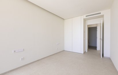 Resale - Apartment - Middle Floor Apartment - Benahavís - Benahavís Centro