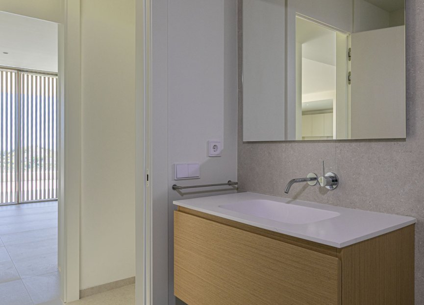 Resale - Apartment - Middle Floor Apartment - Benahavís - Benahavís Centro