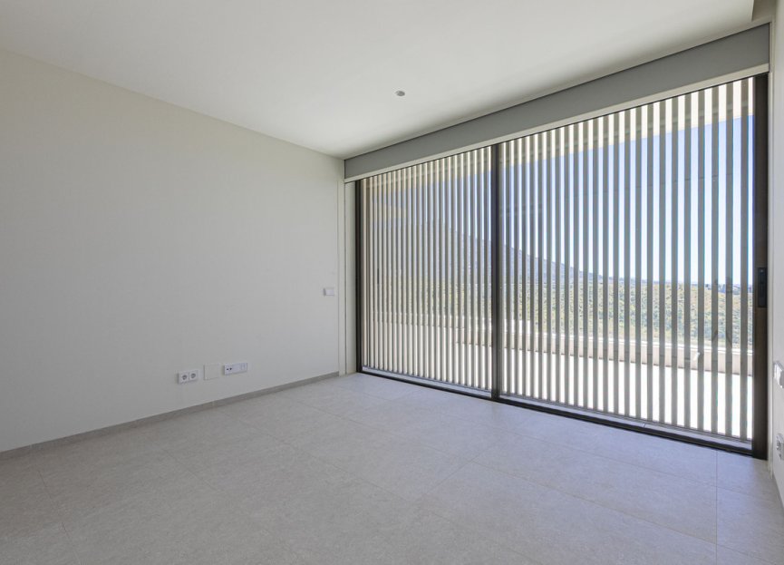 Resale - Apartment - Middle Floor Apartment - Benahavís - Benahavís Centro