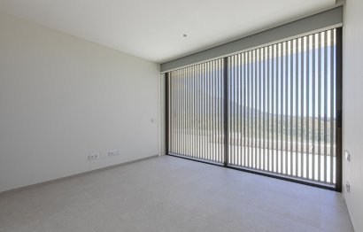 Resale - Apartment - Middle Floor Apartment - Benahavís - Benahavís Centro