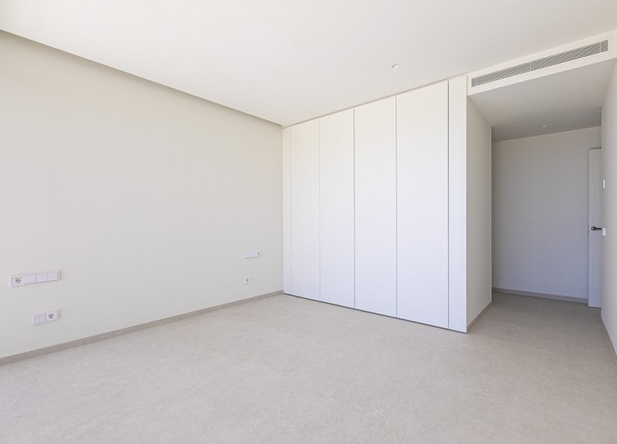 Resale - Apartment - Middle Floor Apartment - Benahavís - Benahavís Centro