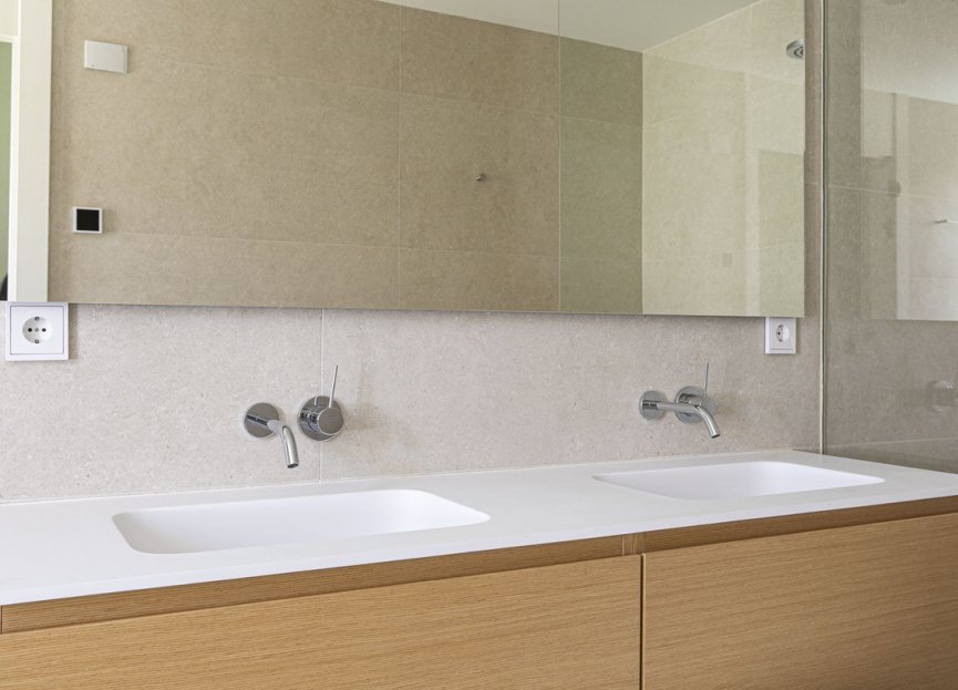 Resale - Apartment - Middle Floor Apartment - Benahavís - Benahavís Centro