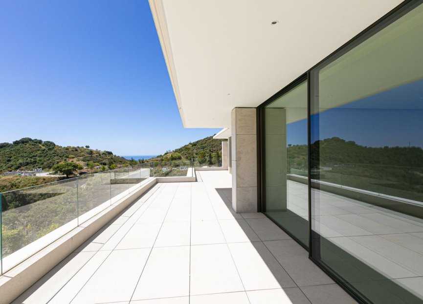 Resale - Apartment - Middle Floor Apartment - Benahavís - Benahavís Centro