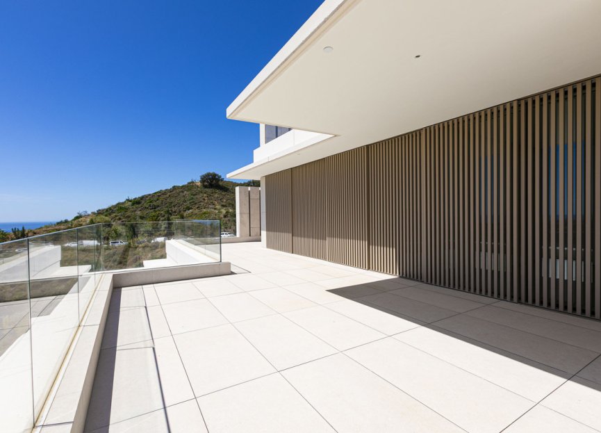 Resale - Apartment - Middle Floor Apartment - Benahavís - Benahavís Centro