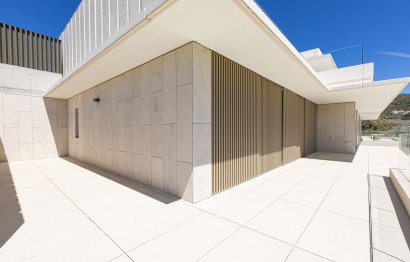 Resale - Apartment - Middle Floor Apartment - Benahavís - Benahavís Centro