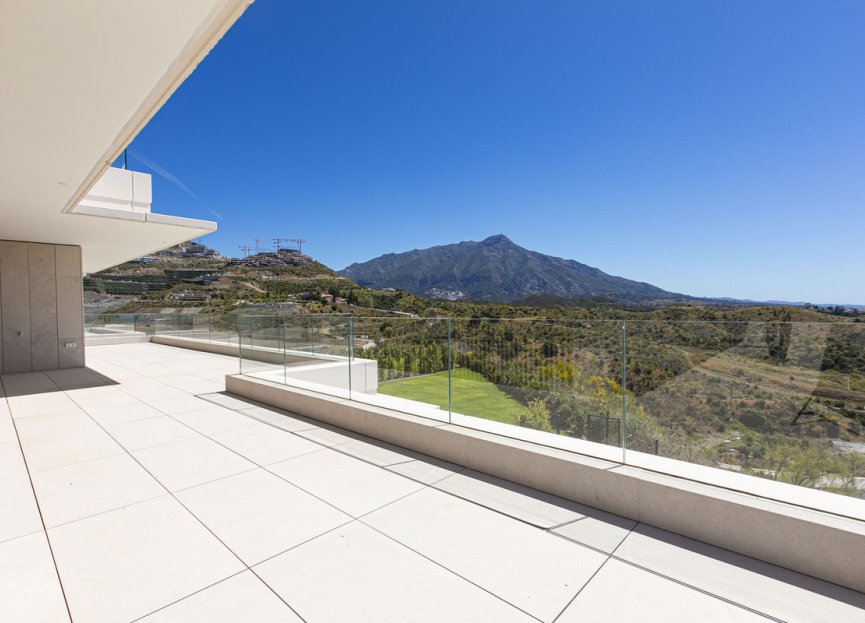 Resale - Apartment - Middle Floor Apartment - Benahavís - Benahavís Centro