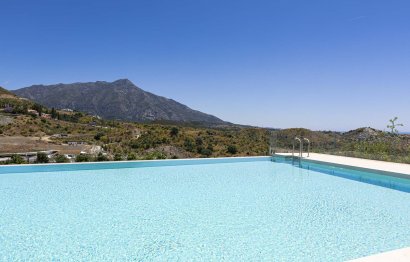 Resale - Apartment - Middle Floor Apartment - Benahavís - Benahavís Centro