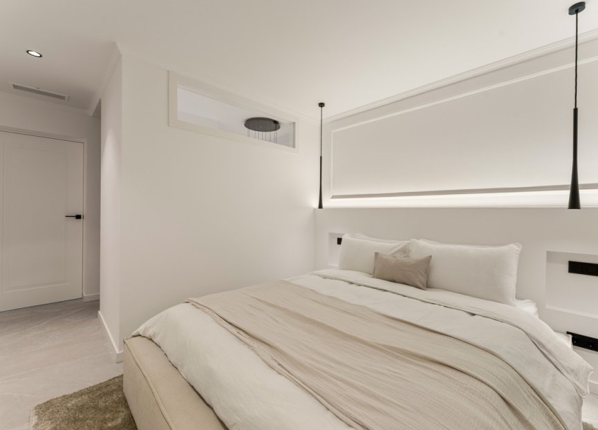 Resale - Apartment - Duplex - Benahavís - Benahavís Centro