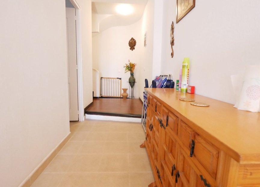 Resale - Apartment - Middle Floor Apartment - Marbella - Cabopino