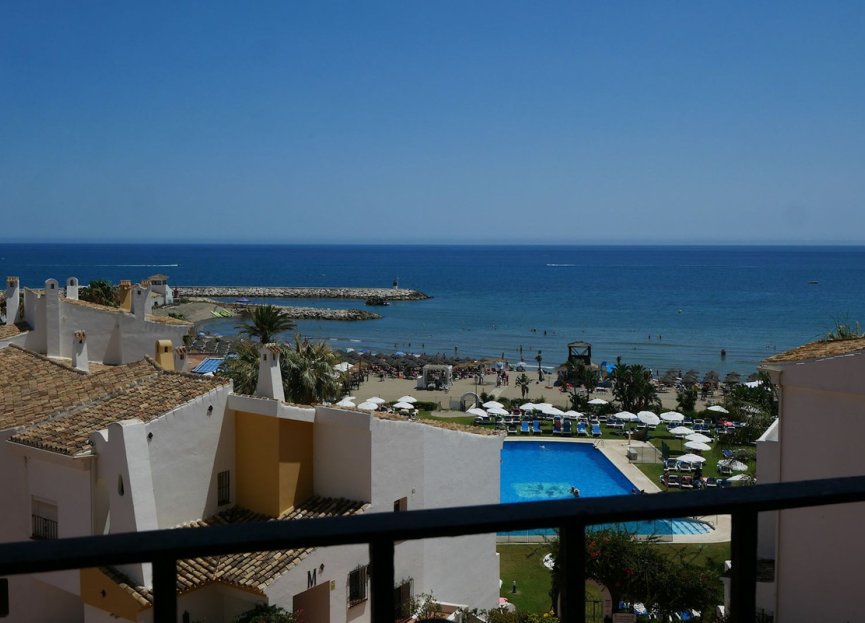 Resale - Apartment - Middle Floor Apartment - Marbella - Cabopino