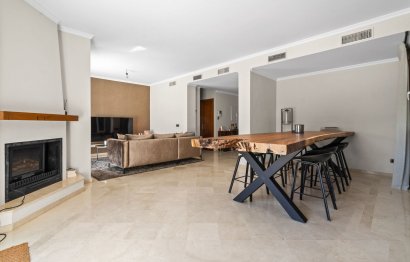 Reventa - House - Detached Villa - Marbella - Nueva Andalucia