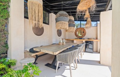 Reventa - House - Detached Villa - Marbella - Nueva Andalucia