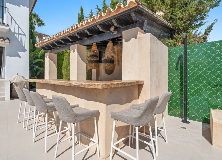 Reventa - House - Detached Villa - Marbella - Nueva Andalucia