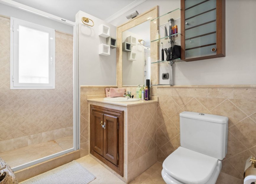 Reventa - House - Detached Villa - Marbella - Nueva Andalucia