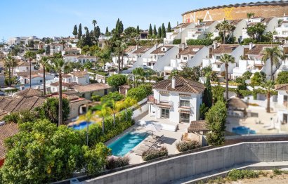 Reventa - House - Detached Villa - Marbella - Nueva Andalucia