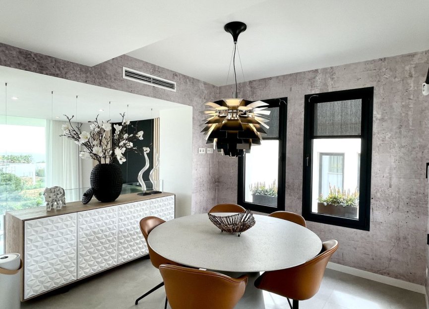 Resale - House - Semi-Detached House - Marbella - Cabopino