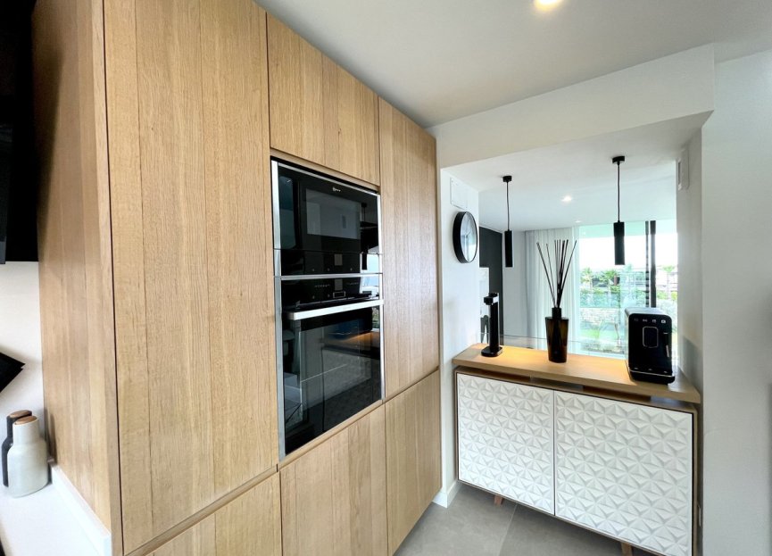 Resale - House - Semi-Detached House - Marbella - Cabopino