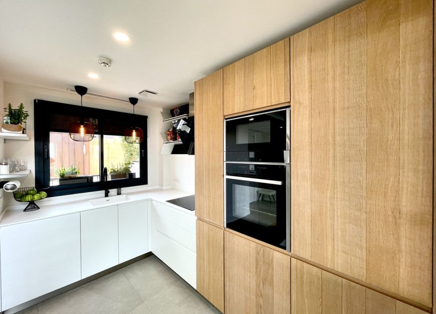 Resale - House - Semi-Detached House - Marbella - Cabopino