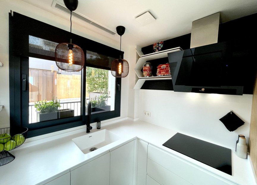 Resale - House - Semi-Detached House - Marbella - Cabopino