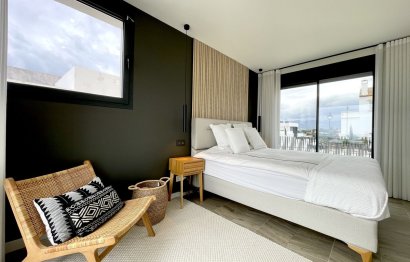 Resale - House - Semi-Detached House - Marbella - Cabopino