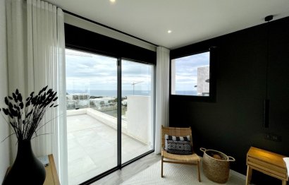 Resale - House - Semi-Detached House - Marbella - Cabopino