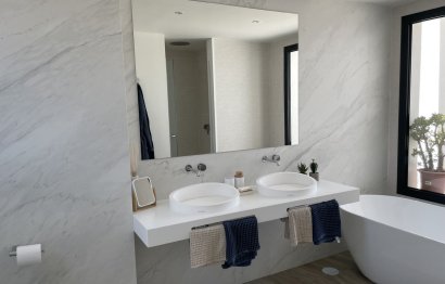 Resale - House - Semi-Detached House - Marbella - Cabopino